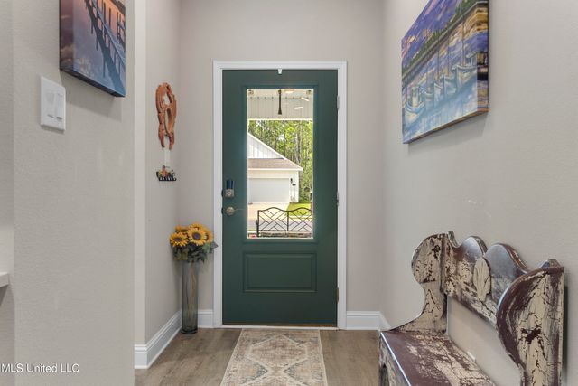 7781 Coral Lane, Ocean Springs, MS 39564