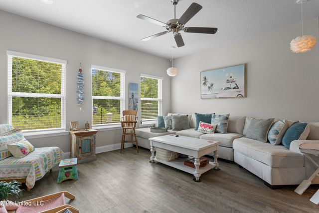 7781 Coral Lane, Ocean Springs, MS 39564