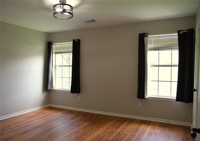 1235 Deer Ridge Drive, League City, TX 77573