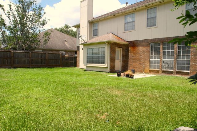 1235 Deer Ridge Drive, League City, TX 77573
