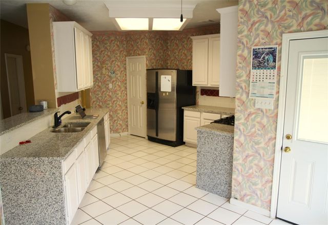 1235 Deer Ridge Drive, League City, TX 77573