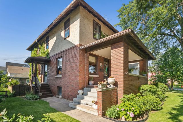 2636 Burr Oak Avenue, Blue Island, IL 60406