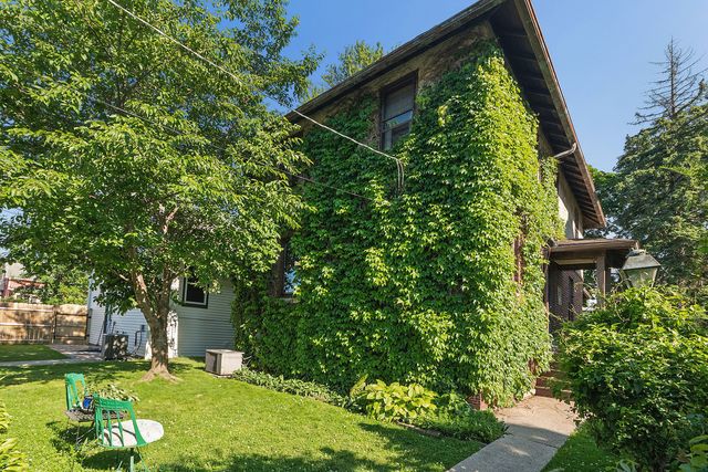 2636 Burr Oak Avenue, Blue Island, IL 60406