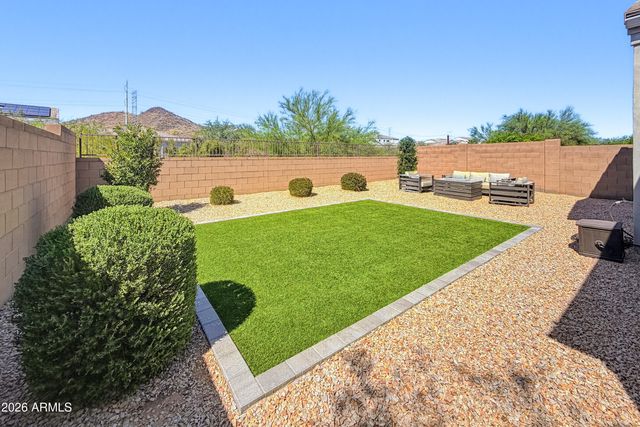2120 E PARK VIEW Lane, Phoenix, AZ 85024