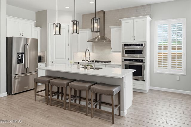2120 E PARK VIEW Lane, Phoenix, AZ 85024