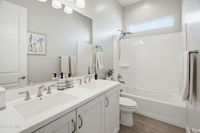 2120 E PARK VIEW Lane, Phoenix, AZ 85024