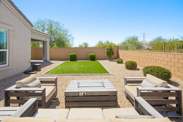 2120 E PARK VIEW Lane, Phoenix, AZ 85024