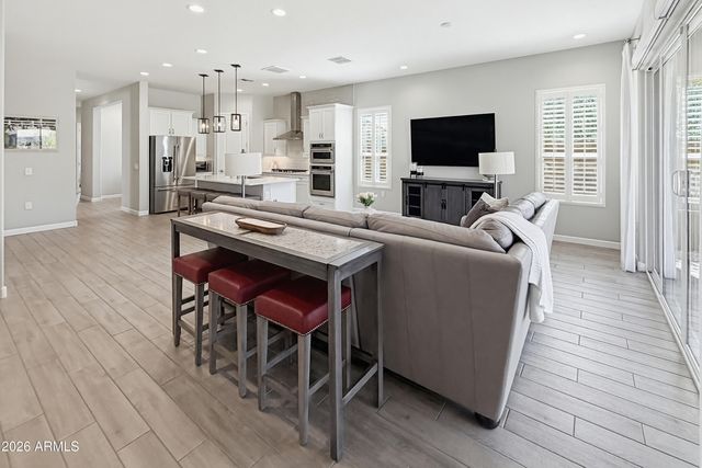 2120 E PARK VIEW Lane, Phoenix, AZ 85024