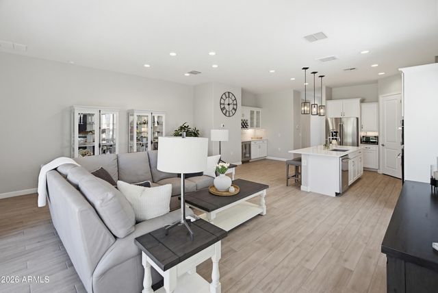 2120 E PARK VIEW Lane, Phoenix, AZ 85024
