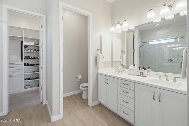 2120 E PARK VIEW Lane, Phoenix, AZ 85024