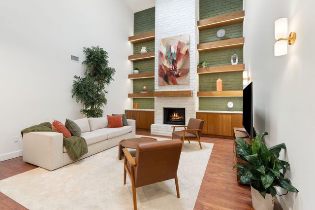 153 Sage Road, Houston, TX 77056