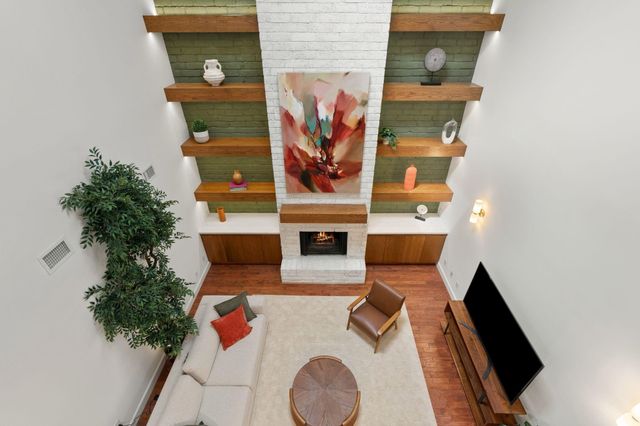 153 Sage Road, Houston, TX 77056