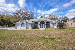 8015 N Tower Way, Citrus Springs, FL 34434