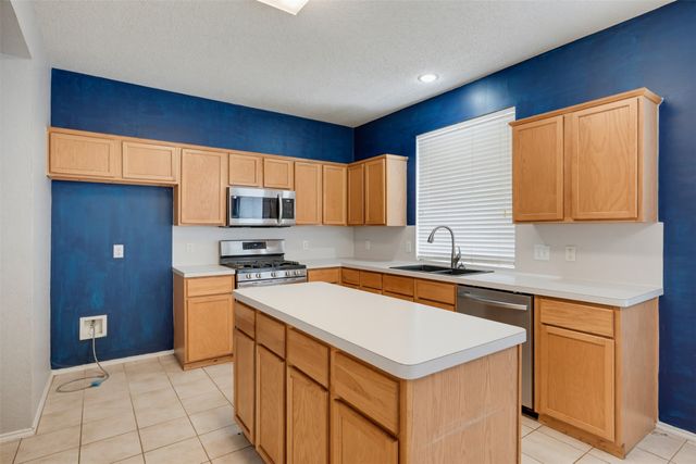 6112 Bowin Drive, Fort Worth, TX 76132