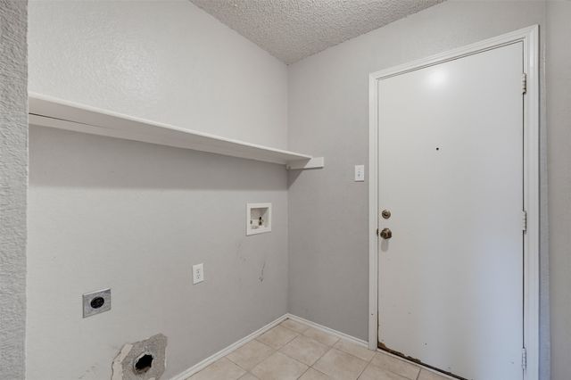 6112 Bowin Drive, Fort Worth, TX 76132