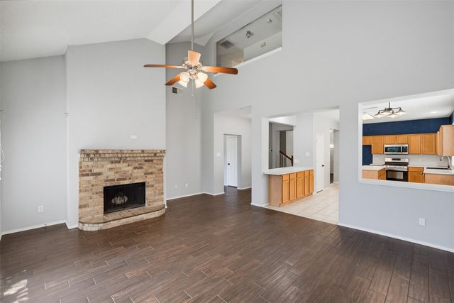 6112 Bowin Drive, Fort Worth, TX 76132