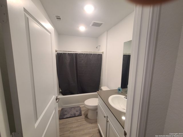 13222 DUTRA RD, San Antonio, TX 78221