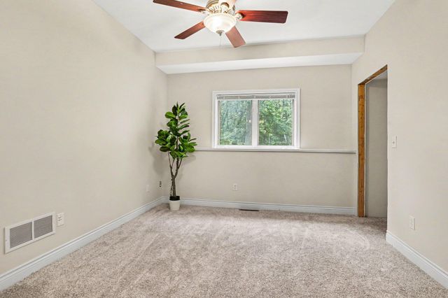 4356 E E Avenue, Cooper Twp, MI 49004
