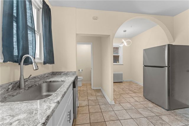 903 Adelaide St, Hill District, PA 15219