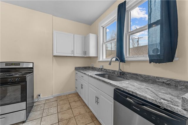 903 Adelaide St, Hill District, PA 15219