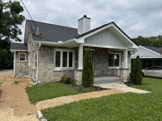 2003 26th Ave, N, Nashville, TN 37208