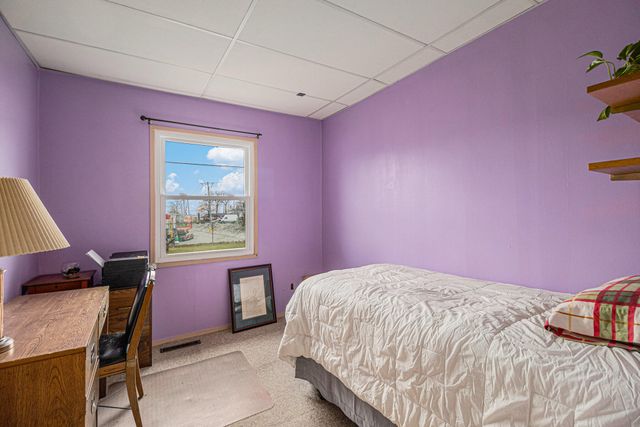 217 Crestview Lane, Crown Point, IN 46307