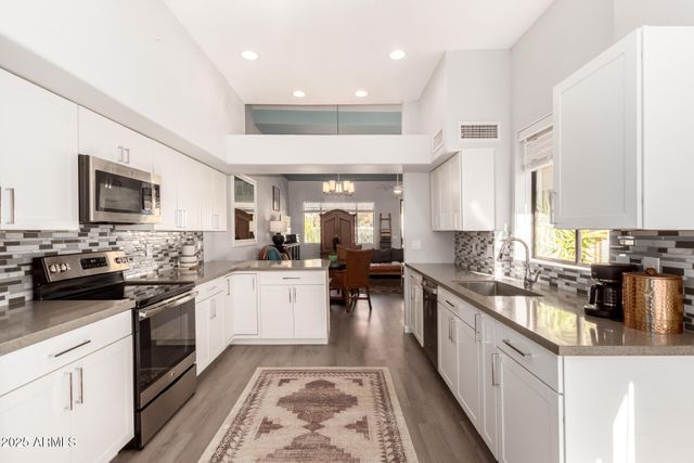 920 E MCNAIR Drive, Tempe, AZ 85283