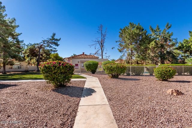 920 E MCNAIR Drive, Tempe, AZ 85283