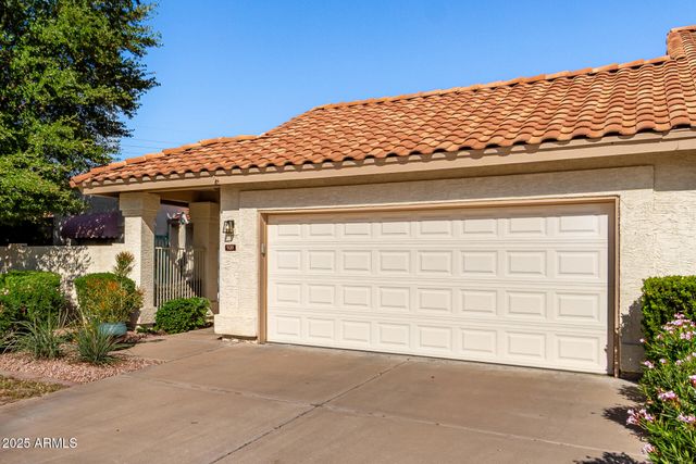 920 E MCNAIR Drive, Tempe, AZ 85283