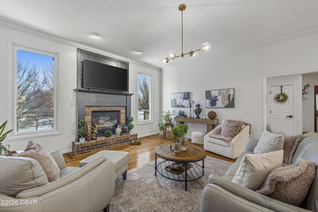 6133 Highland Drive, Joplin, MO 64804