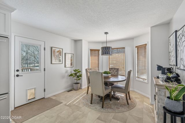 6133 Highland Drive, Joplin, MO 64804