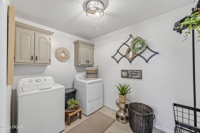 6133 Highland Drive, Joplin, MO 64804