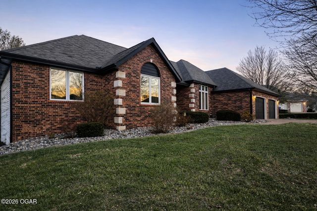 6133 Highland Drive, Joplin, MO 64804