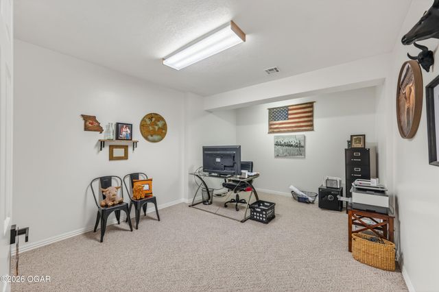 6133 Highland Drive, Joplin, MO 64804