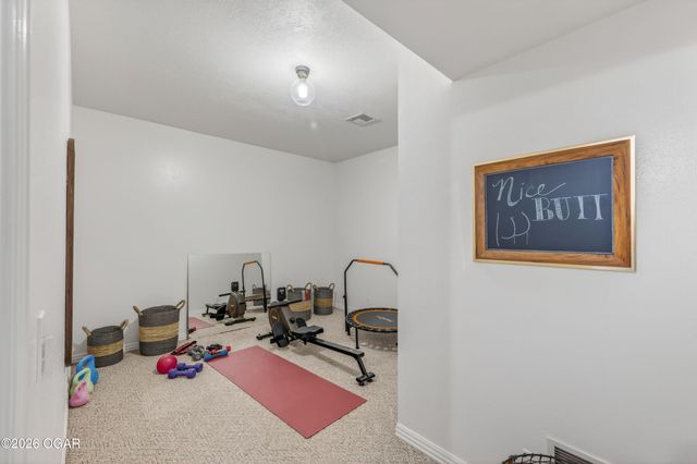 6133 Highland Drive, Joplin, MO 64804