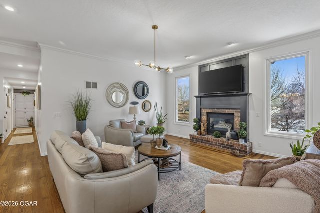 6133 Highland Drive, Joplin, MO 64804