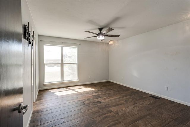 1809 Norwich Place, Yukon, OK 73099