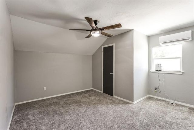 1809 Norwich Place, Yukon, OK 73099