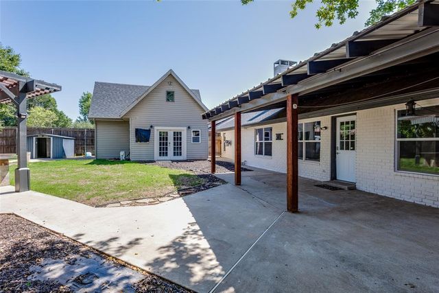 1809 Norwich Place, Yukon, OK 73099