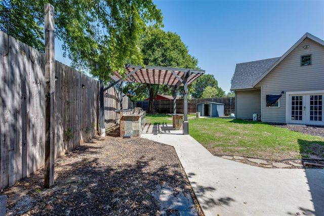 1809 Norwich Place, Yukon, OK 73099