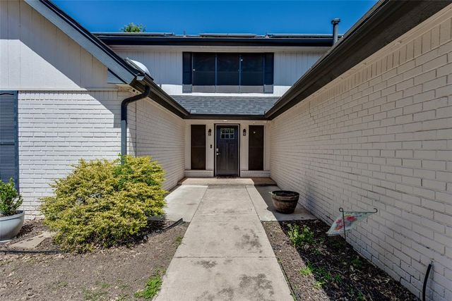 1809 Norwich Place, Yukon, OK 73099