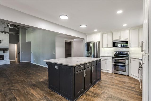 1809 Norwich Place, Yukon, OK 73099