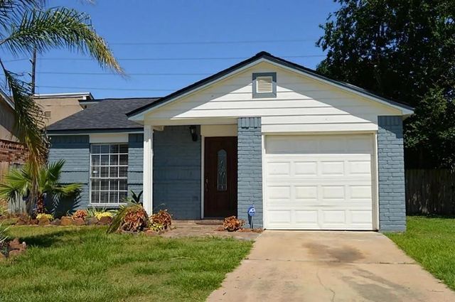 13115 Pebblewalk Circle S, Houston, TX 77041