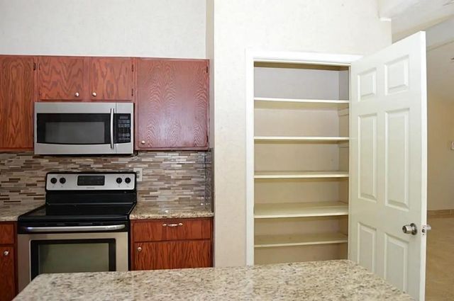 13115 Pebblewalk Circle S, Houston, TX 77041