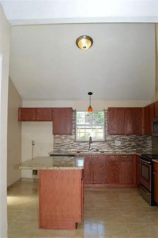 13115 Pebblewalk Circle S, Houston, TX 77041