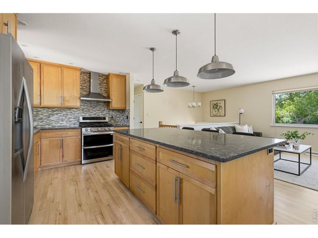 720 Gillaspie Dr, Boulder, CO 80305
