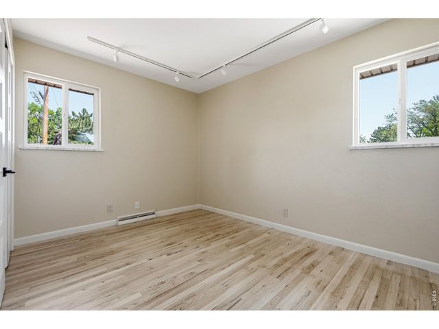 720 Gillaspie Dr, Boulder, CO 80305