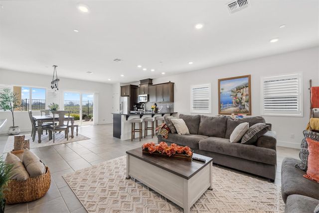 14864 Oakville Ln, Rancho Murieta, CA 95683