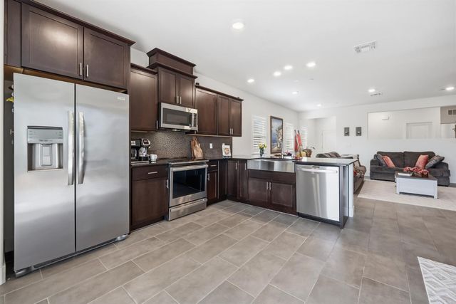 14864 Oakville Ln, Rancho Murieta, CA 95683