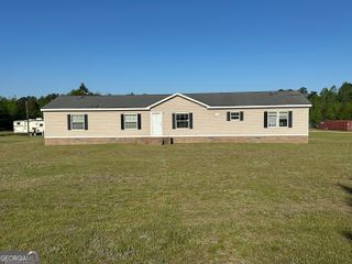 208 Oak Grove Lane, Sylvania, GA 30467